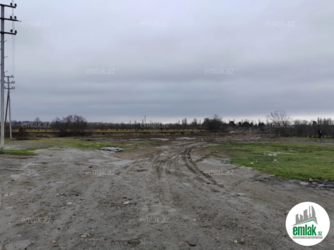 Satılır torpaq sahəsi 20 m²