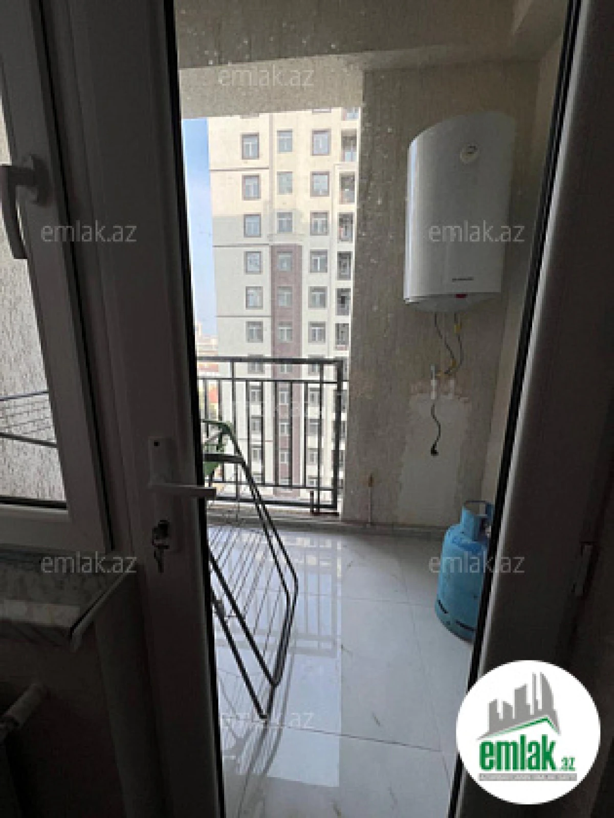 Satılır 2 otaqlı yeni tikili 55 m²