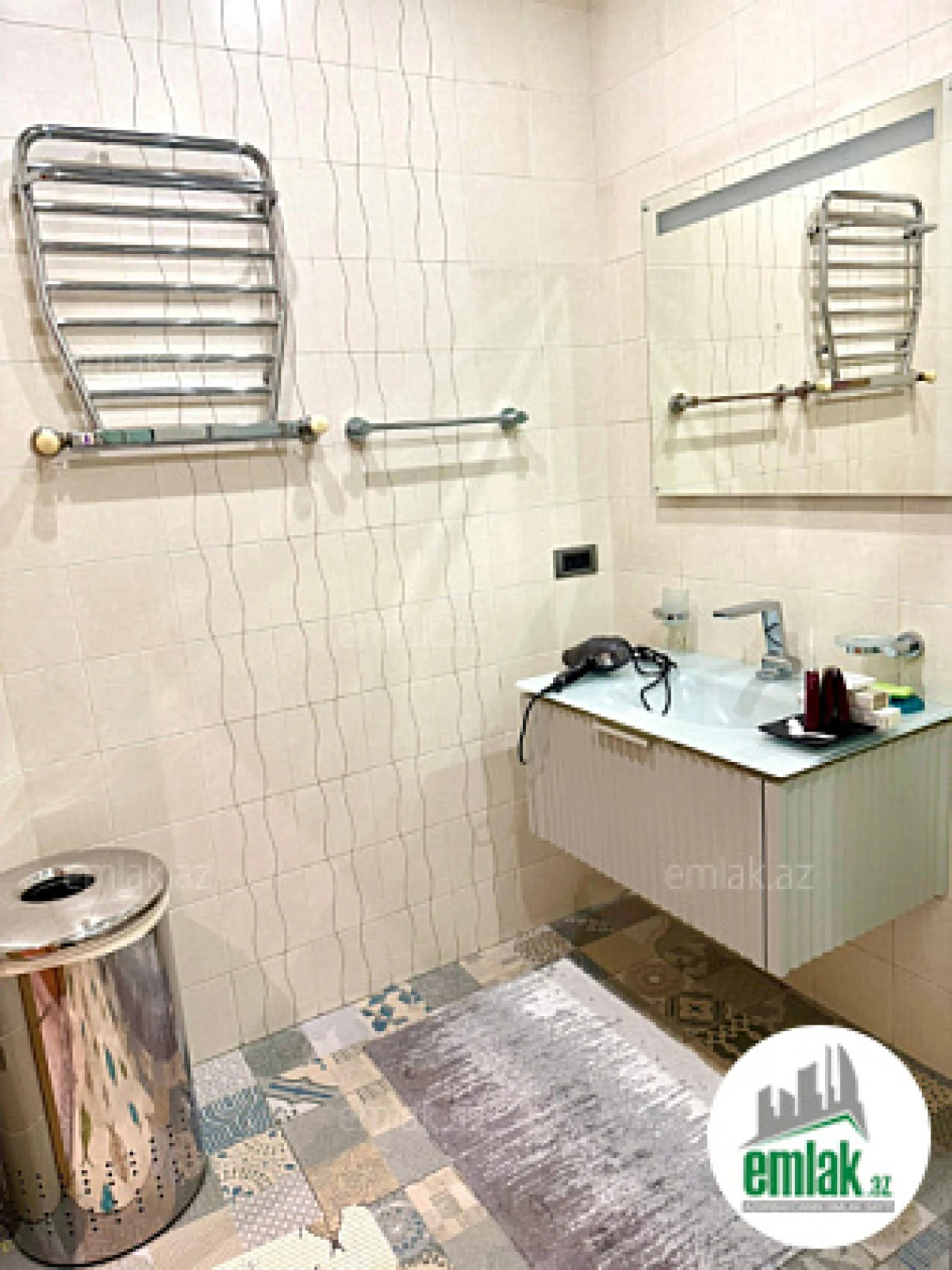 Satılır 3 otaqlı yeni tikili 140 m²