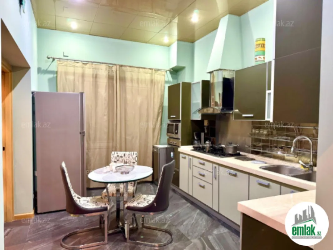 Satılır 3 otaqlı yeni tikili 140 m²