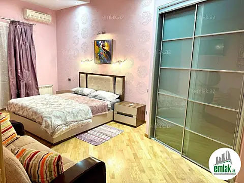 Satılır 3 otaqlı yeni tikili 140 m²