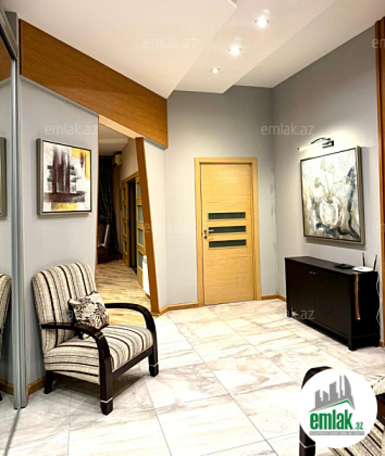 Satılır 3 otaqlı yeni tikili 140 m²