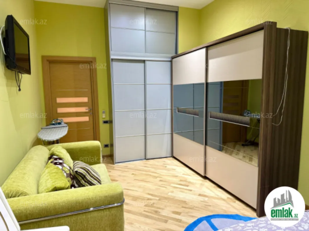 Satılır 3 otaqlı yeni tikili 140 m²