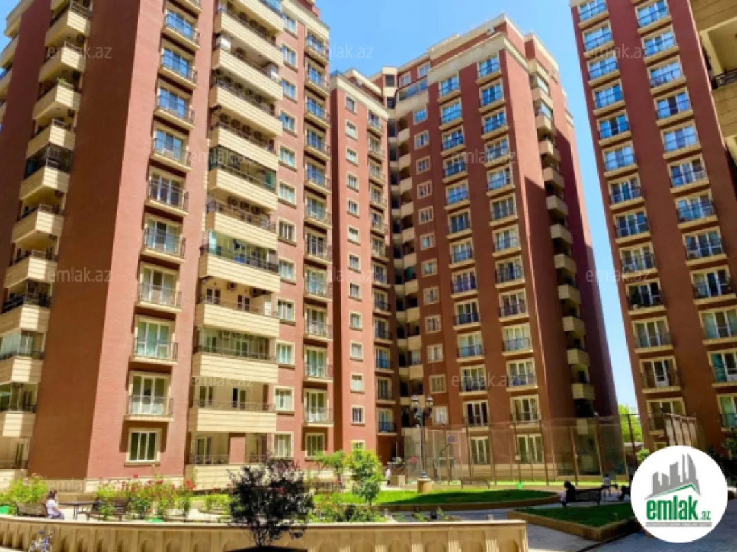 Satılır 3 otaqlı yeni tikili 140 m²