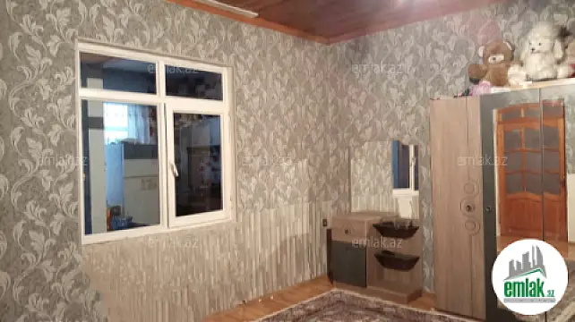 Satılır 4 otaqlı həyət evi 130 m²