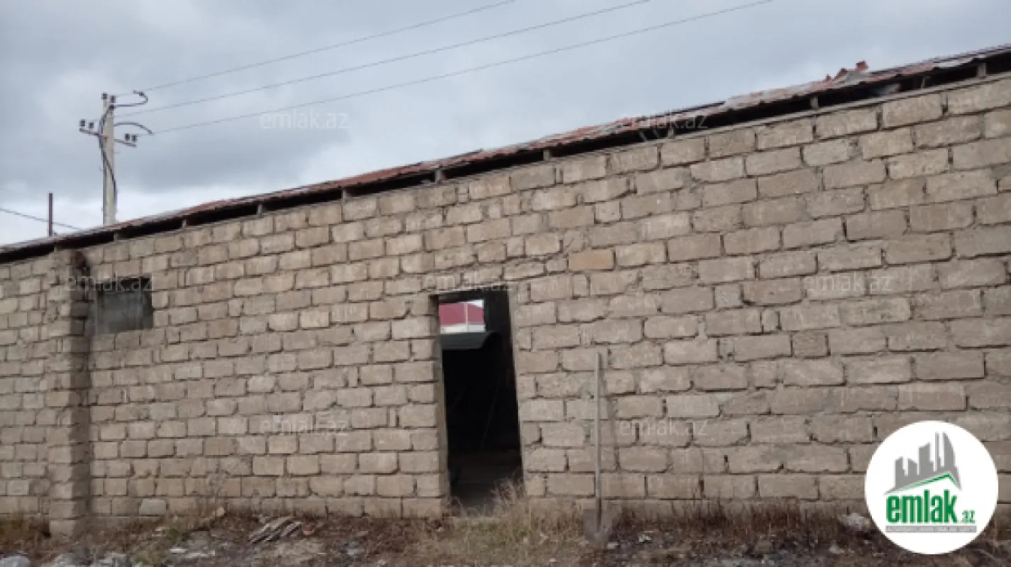 Satılır 4 otaqlı həyət evi 130 m²