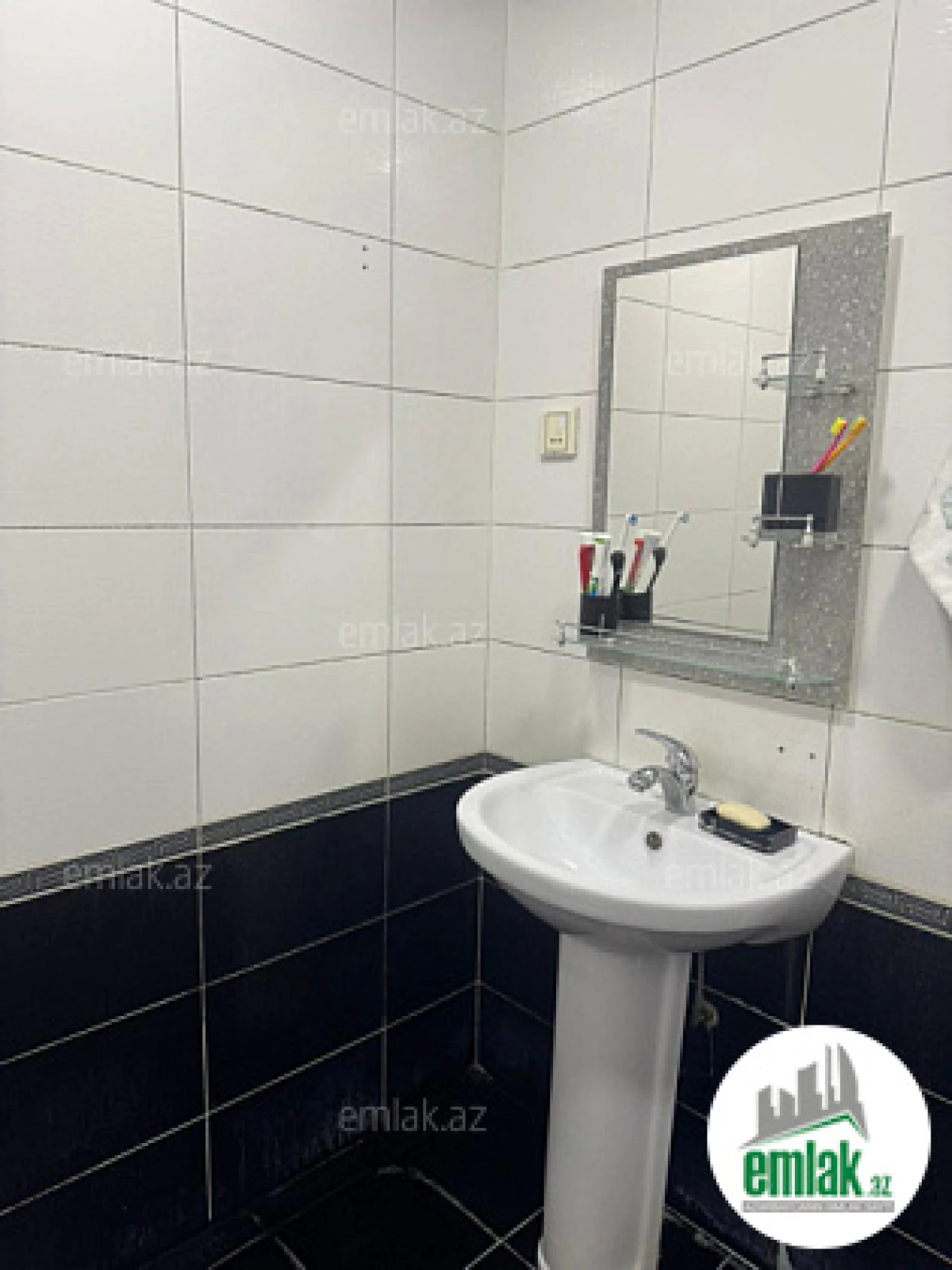 Satılır 2 otaqlı yeni tikili 85 m²