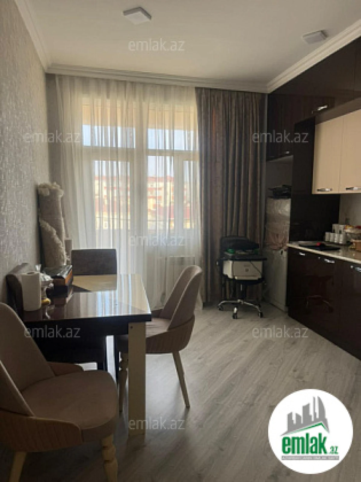 Satılır 2 otaqlı yeni tikili 85 m²