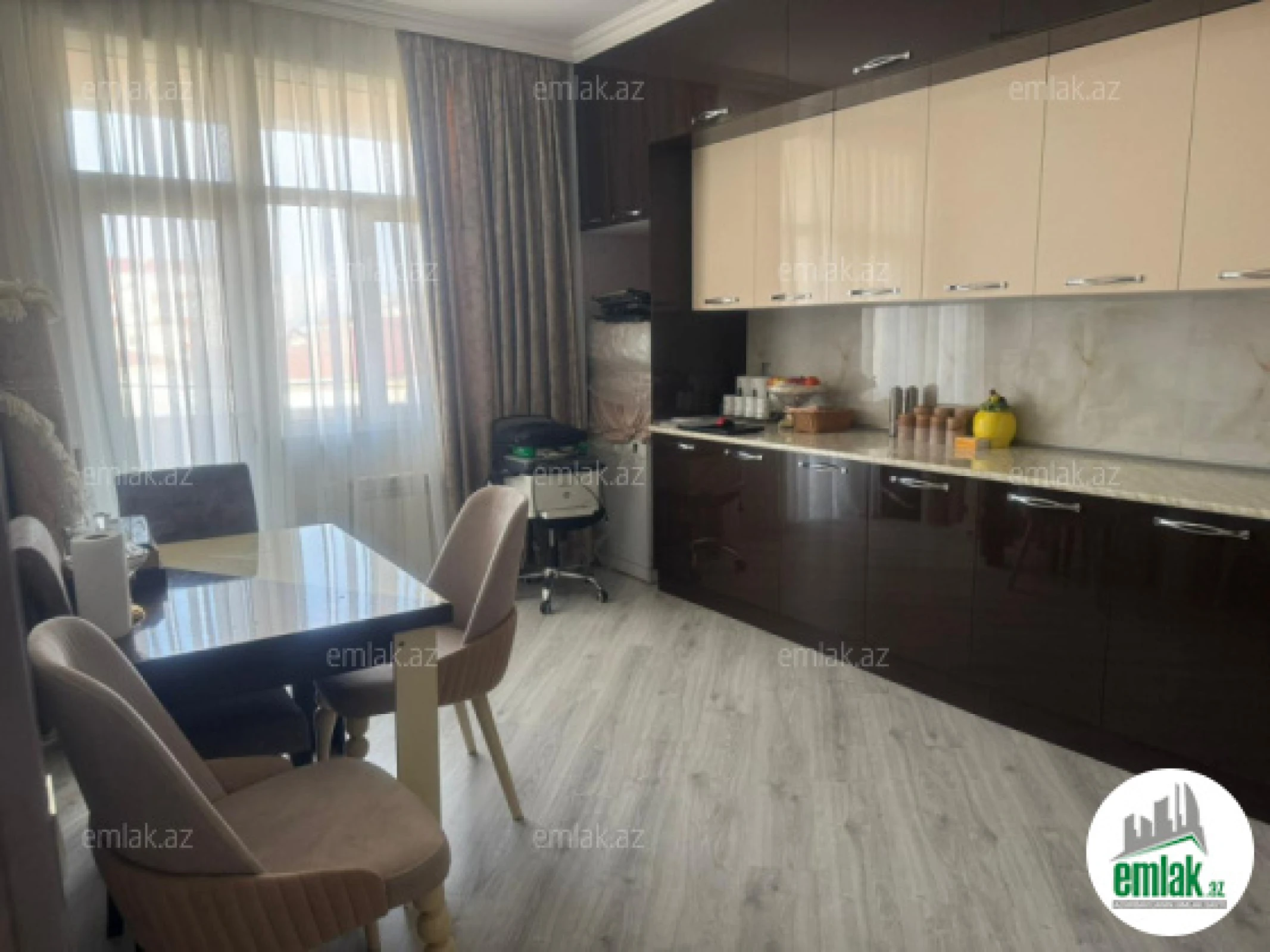 Satılır 2 otaqlı yeni tikili 85 m²