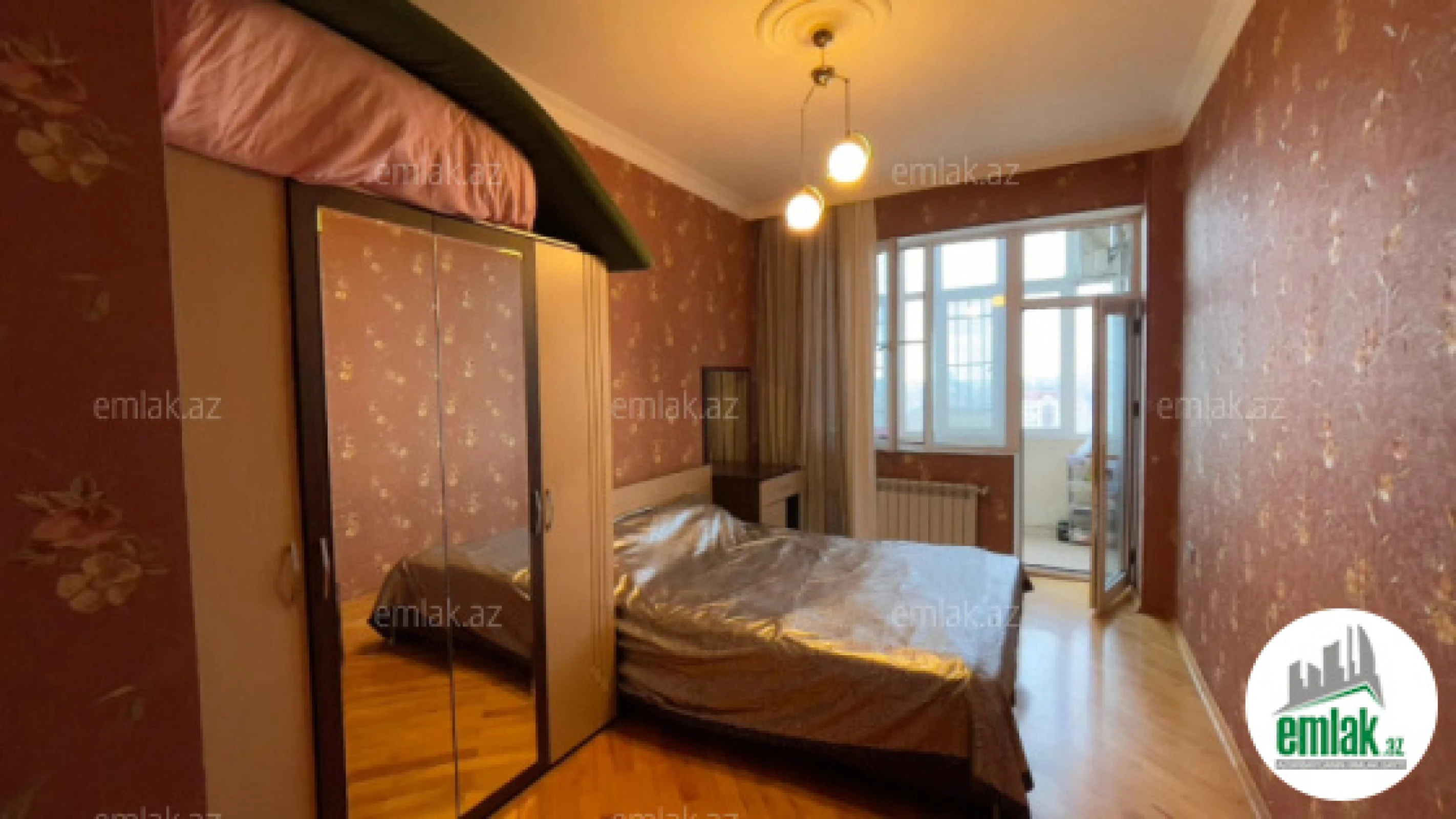 Satılır 3 otaqlı yeni tikili 100 m²