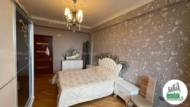 Satılır 3 otaqlı yeni tikili 100 m²