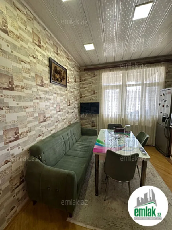 Satılır 4 otaqlı yeni tikili 130 m²