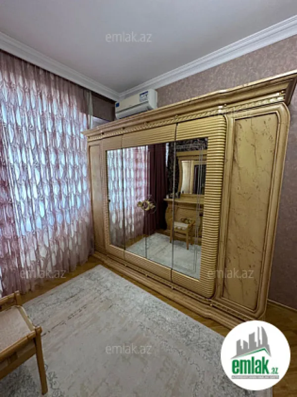 Satılır 4 otaqlı yeni tikili 130 m²