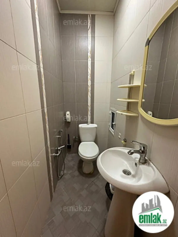Satılır 4 otaqlı yeni tikili 130 m²