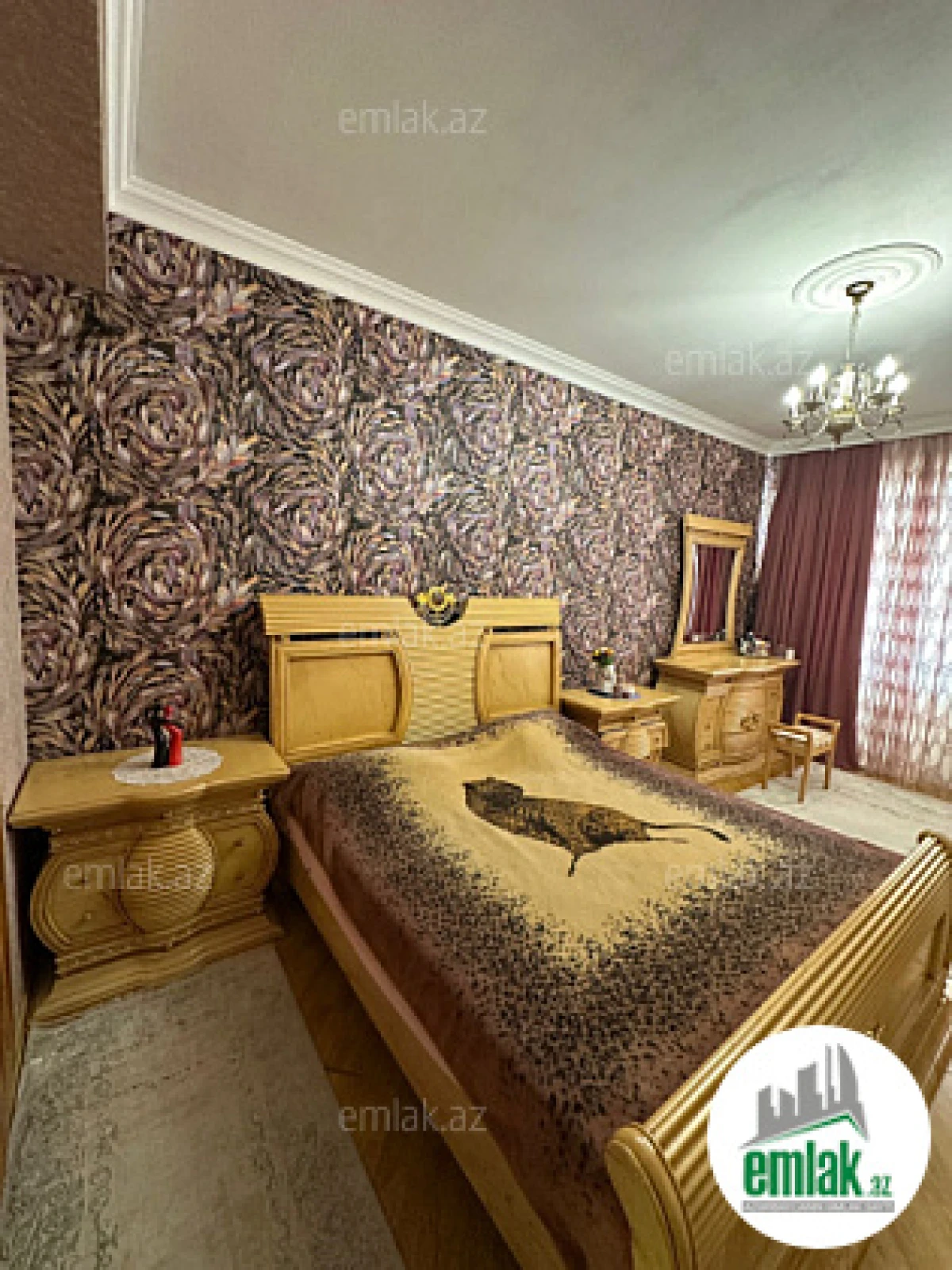 Satılır 4 otaqlı yeni tikili 130 m²