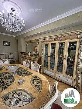 Satılır 4 otaqlı yeni tikili 130 m²