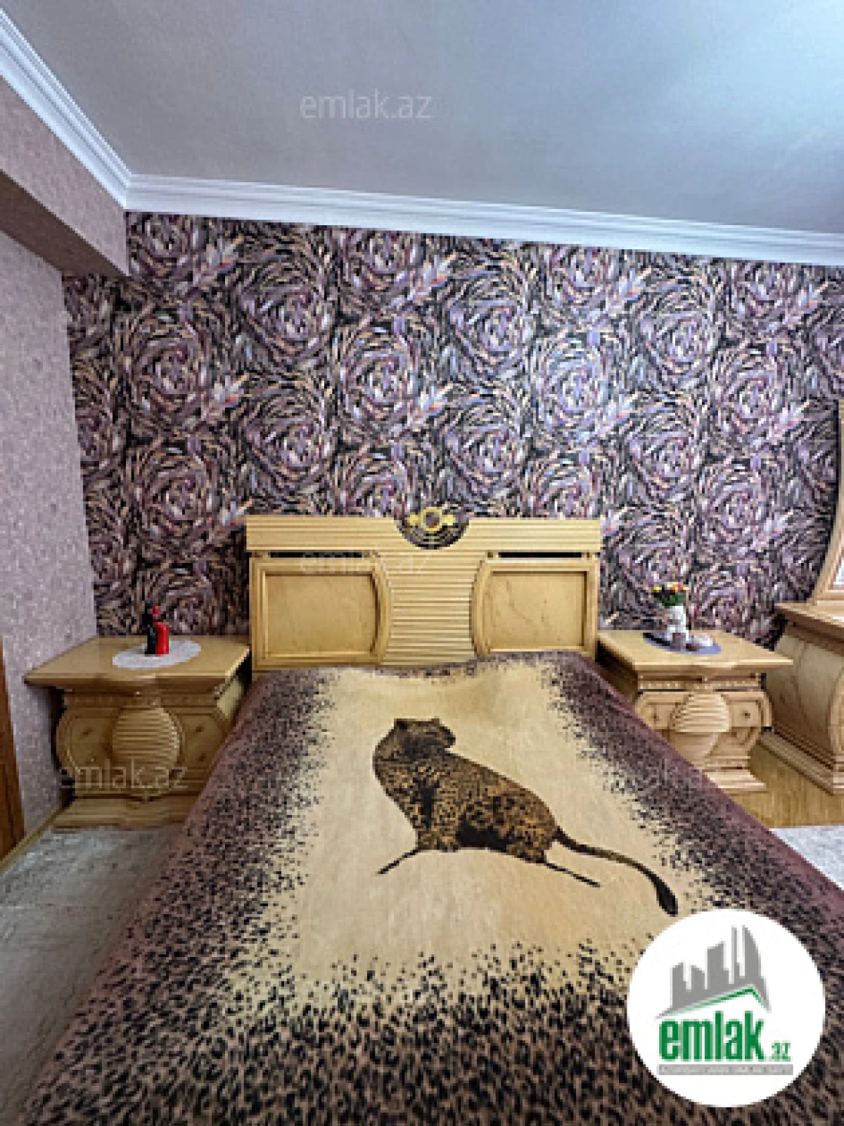 Satılır 4 otaqlı yeni tikili 130 m²