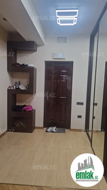 Satılır 2 otaqlı yeni tikili 110 m²