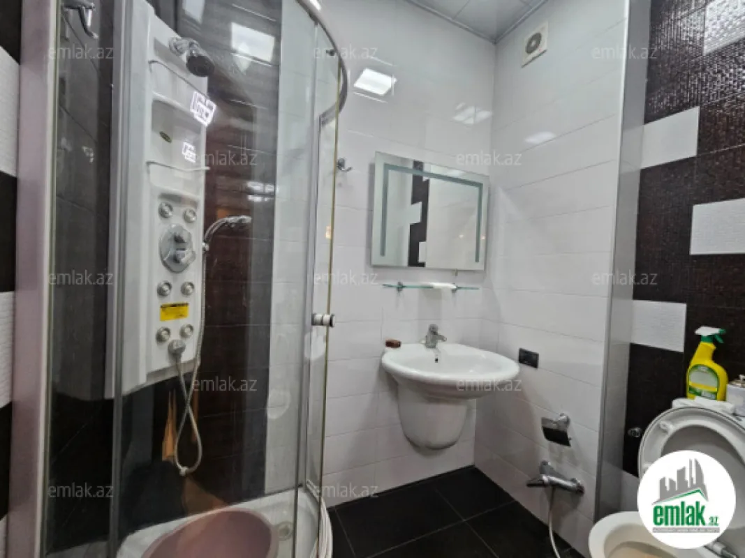 Satılır 2 otaqlı yeni tikili 110 m²