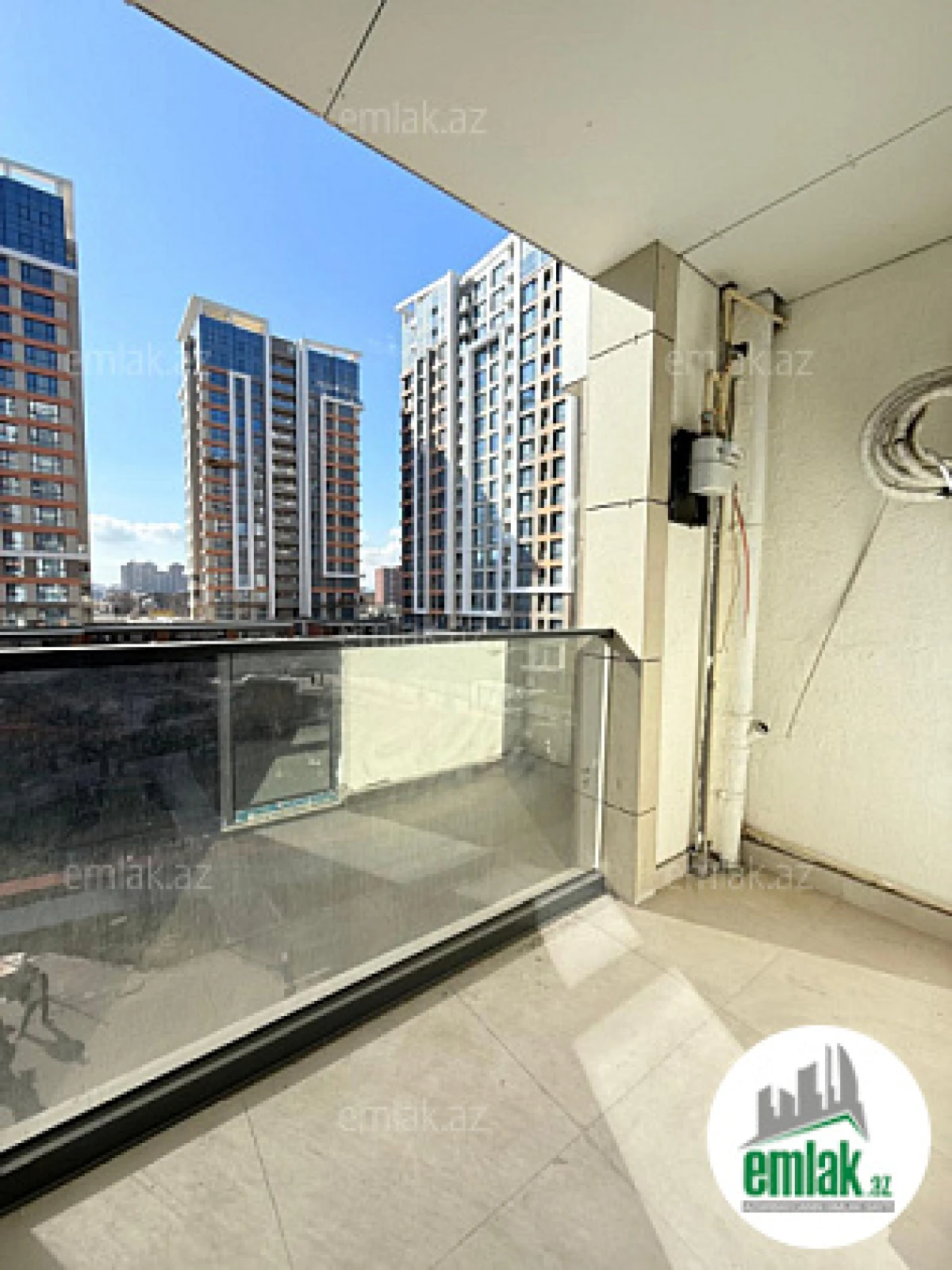 Satılır 4 otaqlı yeni tikili 128 m²