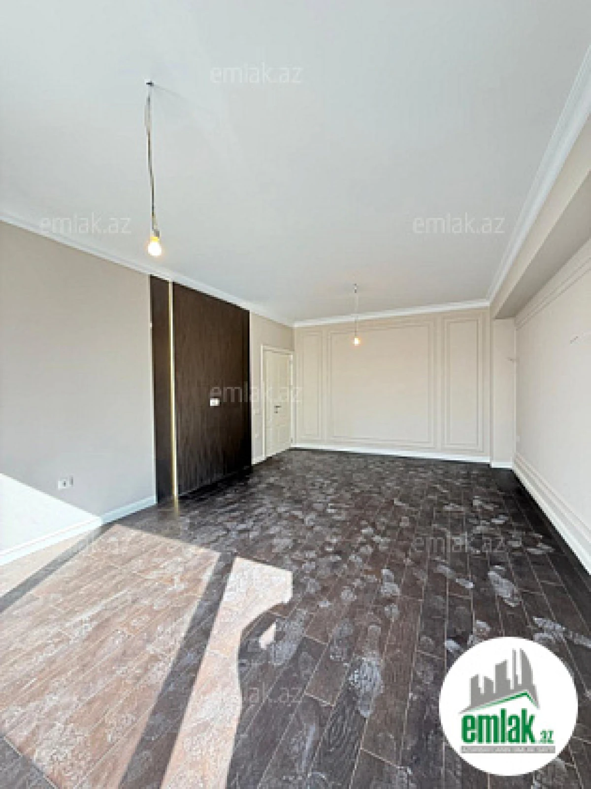 Satılır 4 otaqlı yeni tikili 128 m²