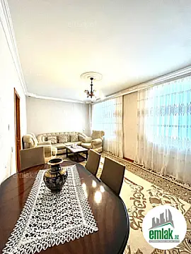 Satılır 5 otaqlı köhnə tikili 125 m² — Bakı 5 otaq 125.00 m²