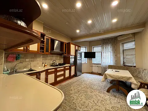 Satılır 4 otaqlı yeni tikili 195 m²