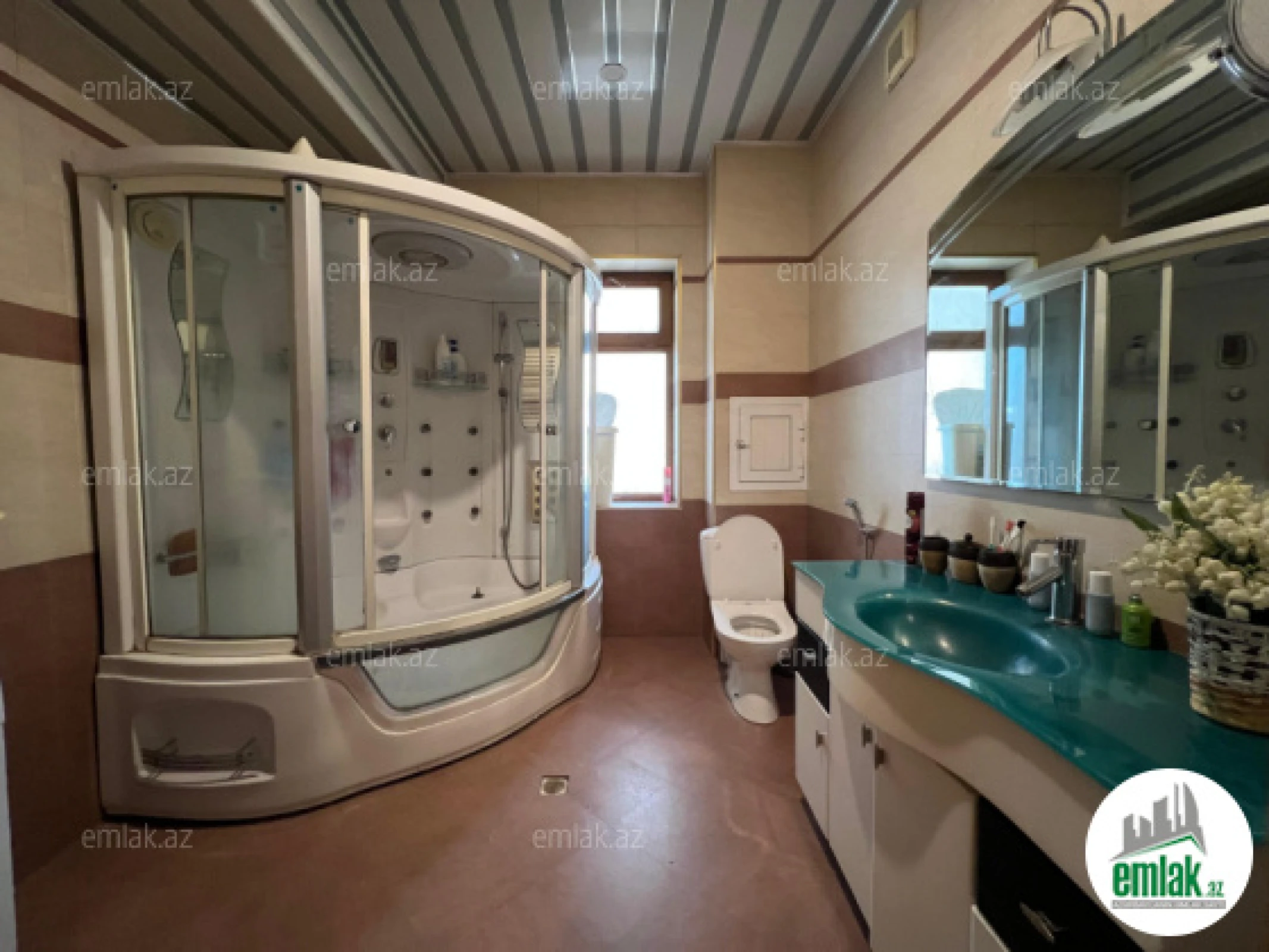 Satılır 4 otaqlı yeni tikili 195 m²