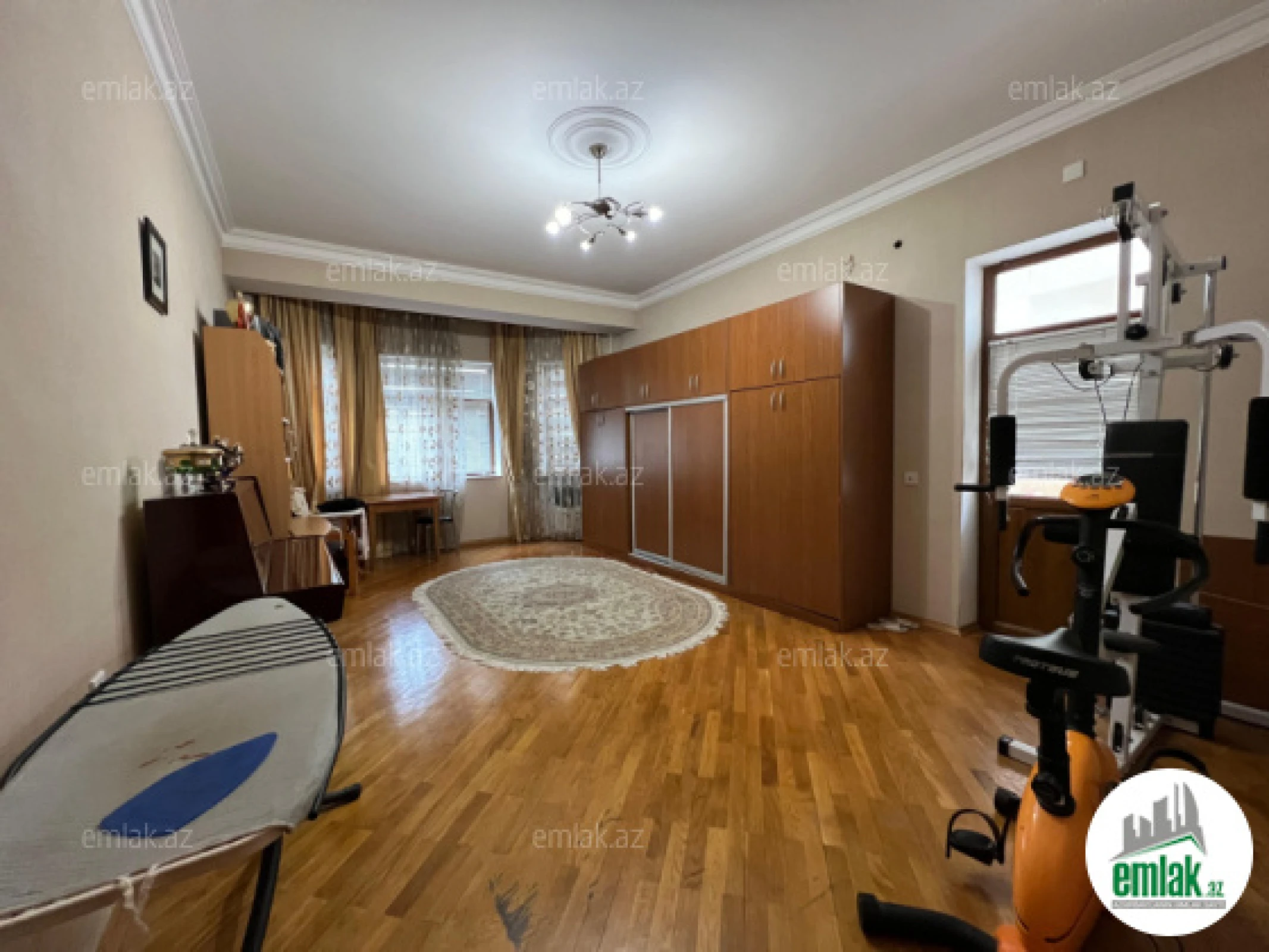 Satılır 4 otaqlı yeni tikili 195 m²