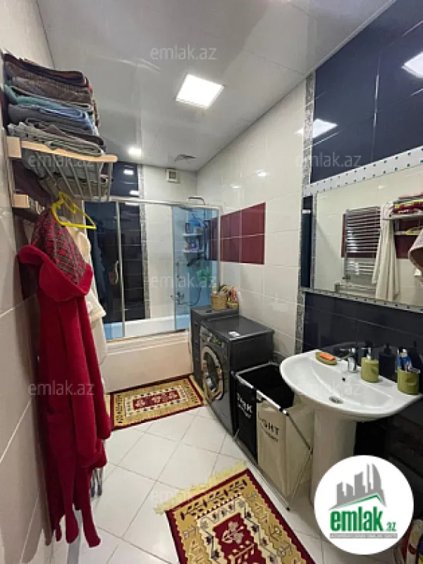 Satılır 2 otaqlı yeni tikili 93 m²