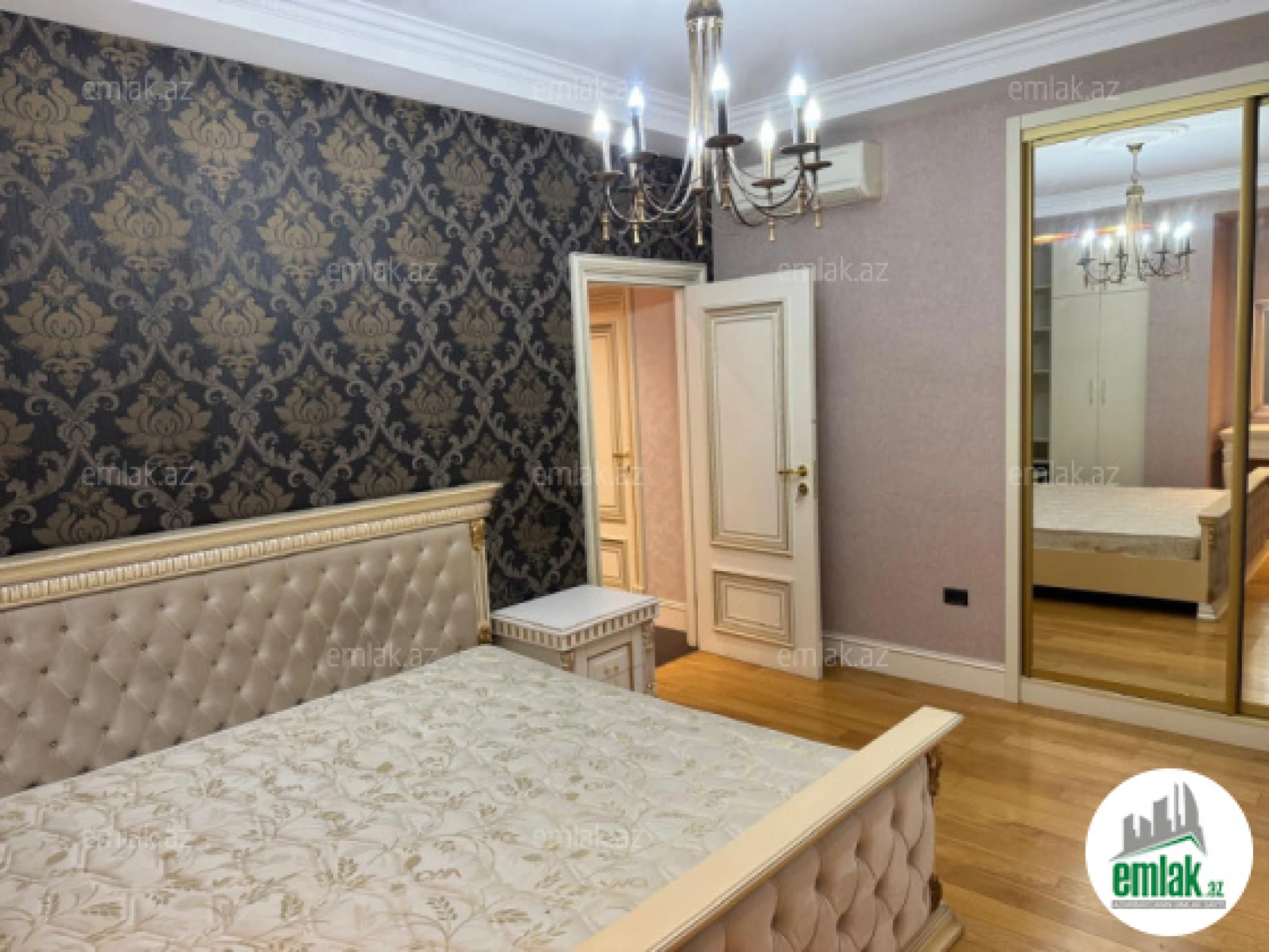 Satılır 4 otaqlı yeni tikili 200 m²