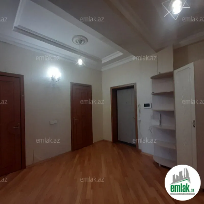Satılır 3 otaqlı yeni tikili 105 m²