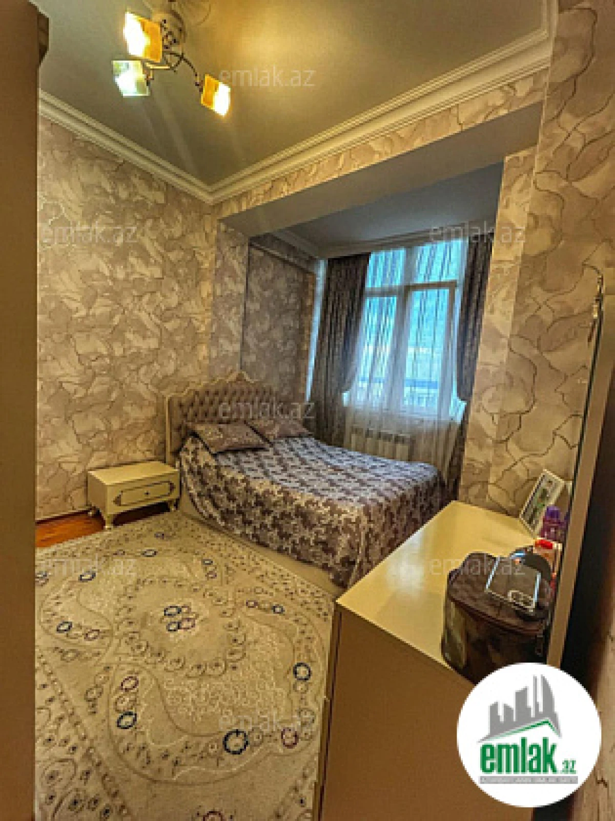 Satılır 2 otaqlı yeni tikili 60 m²