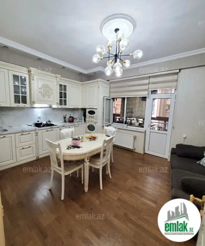 Satılır 3 otaqlı yeni tikili 136 m²