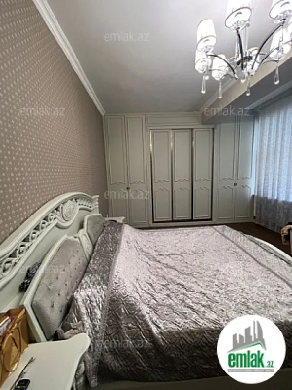 Satılır 3 otaqlı yeni tikili 136 m²