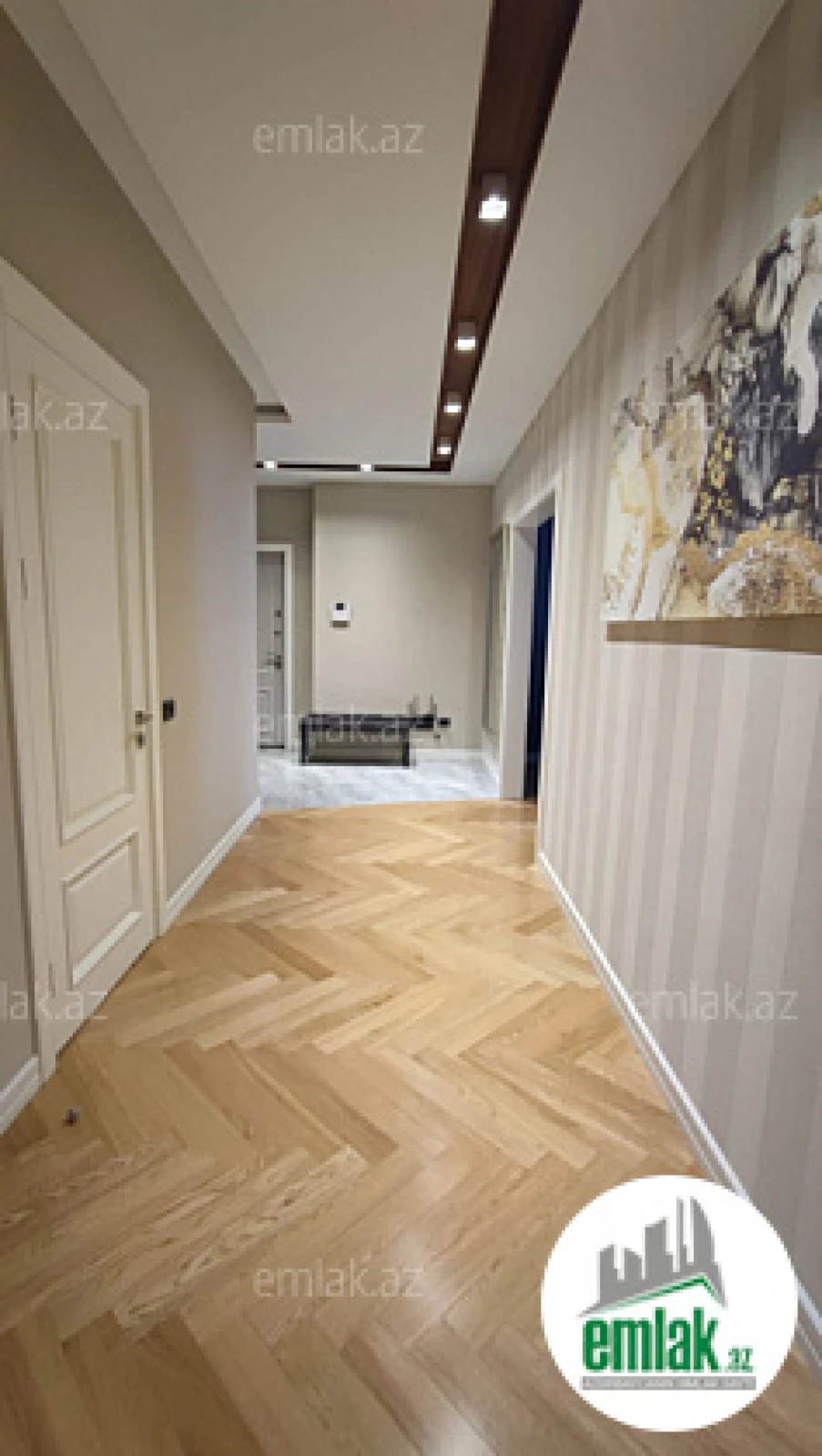 Satılır 4 otaqlı yeni tikili 196 m²