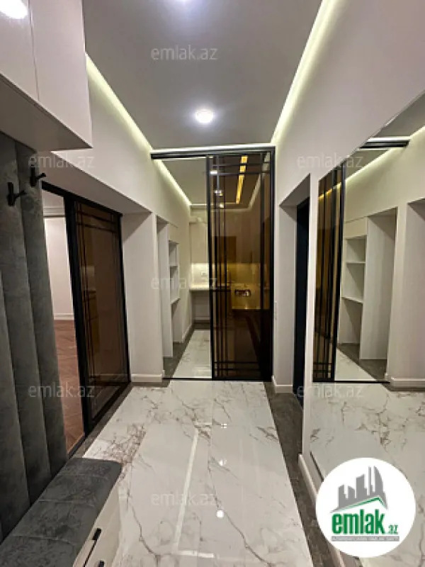 Satılır 2 otaqlı yeni tikili 68 m²