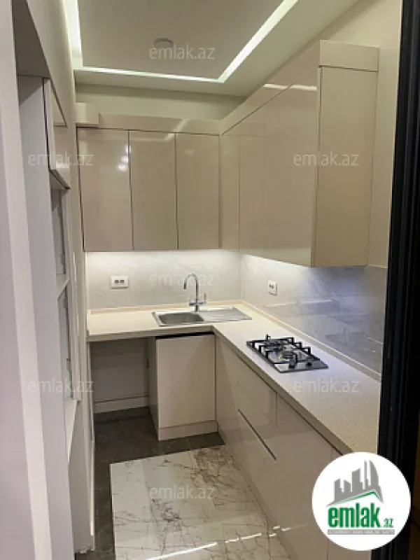 Satılır 2 otaqlı yeni tikili 68 m²