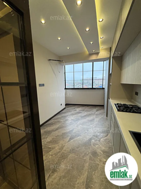Satılır 3 otaqlı yeni tikili 130 m²