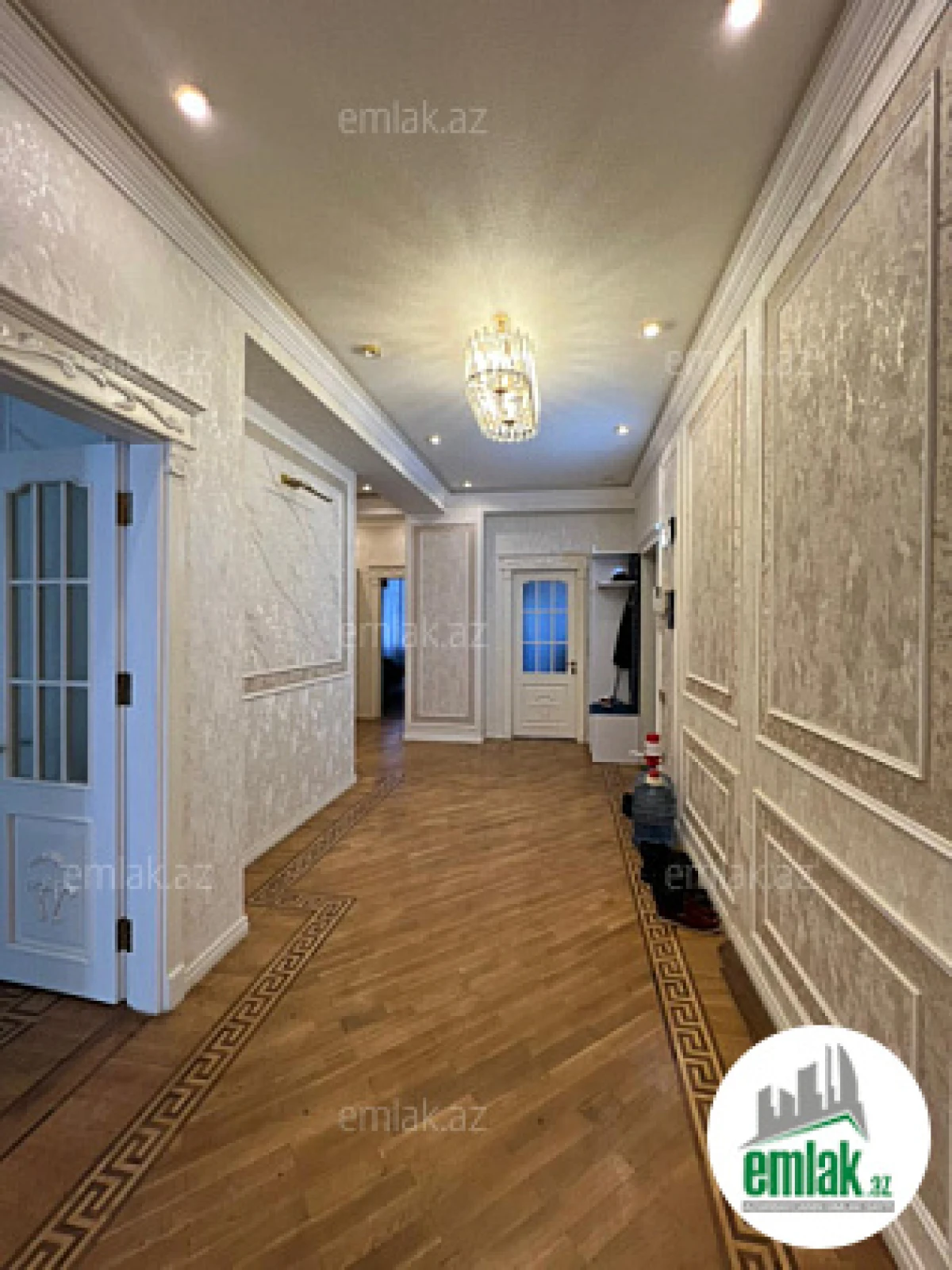 Satılır 3 otaqlı yeni tikili 132 m²