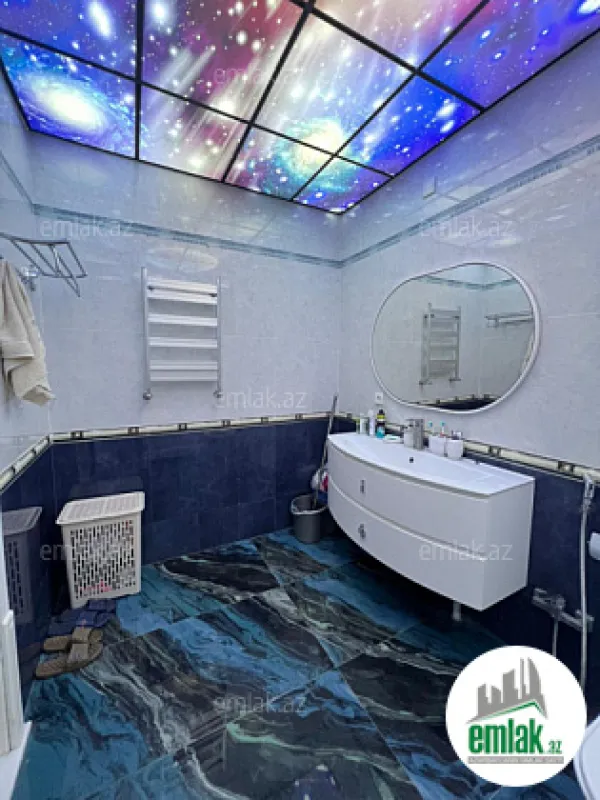 Satılır 3 otaqlı yeni tikili 132 m²