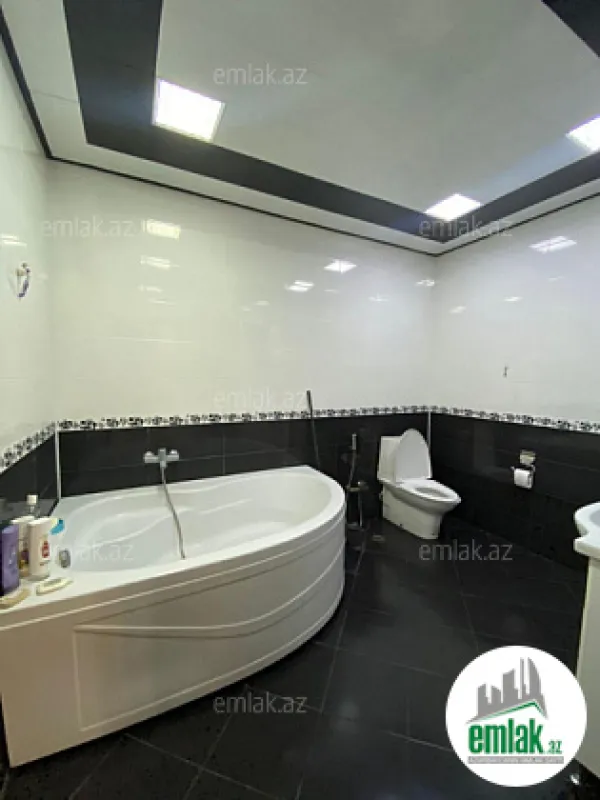 Satılır 3 otaqlı yeni tikili 151 m²