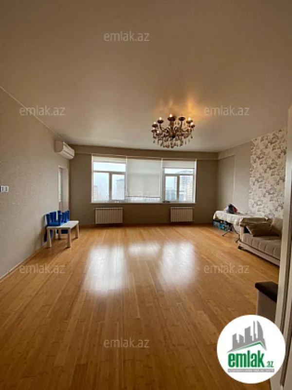 Satılır 3 otaqlı yeni tikili 151 m²
