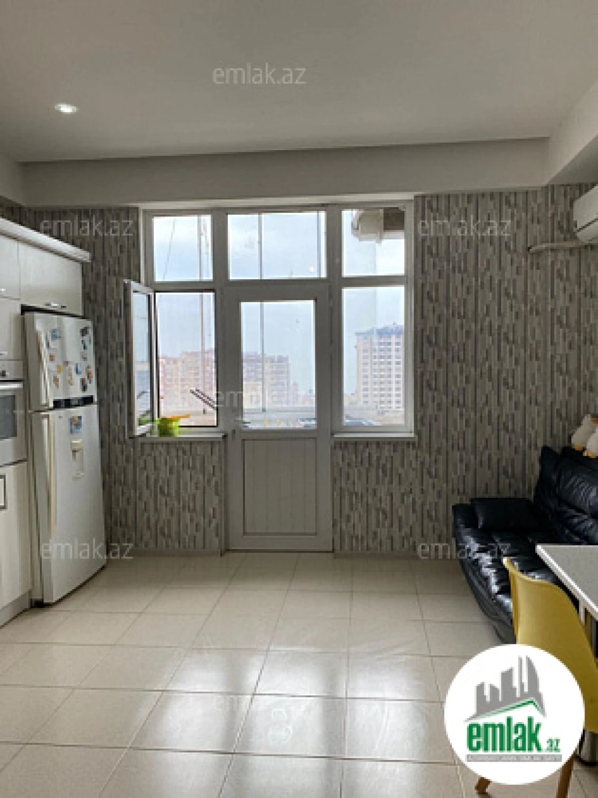 Satılır 3 otaqlı yeni tikili 151 m²