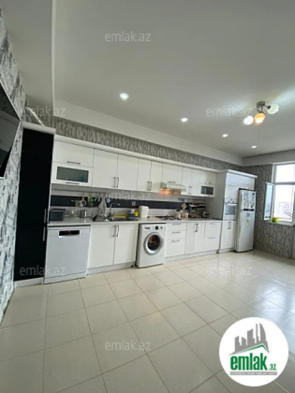 Satılır 3 otaqlı yeni tikili 151 m²