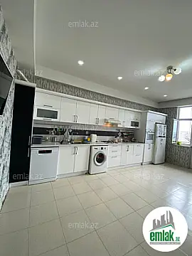 Satılır 3 otaqlı yeni tikili 151 m²