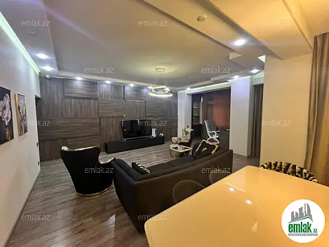Satılır 4 otaqlı yeni tikili 240 m²