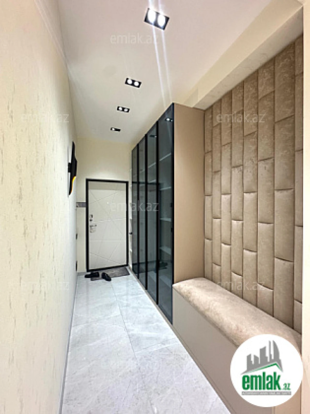 Satılır 2 otaqlı yeni tikili 65 m²