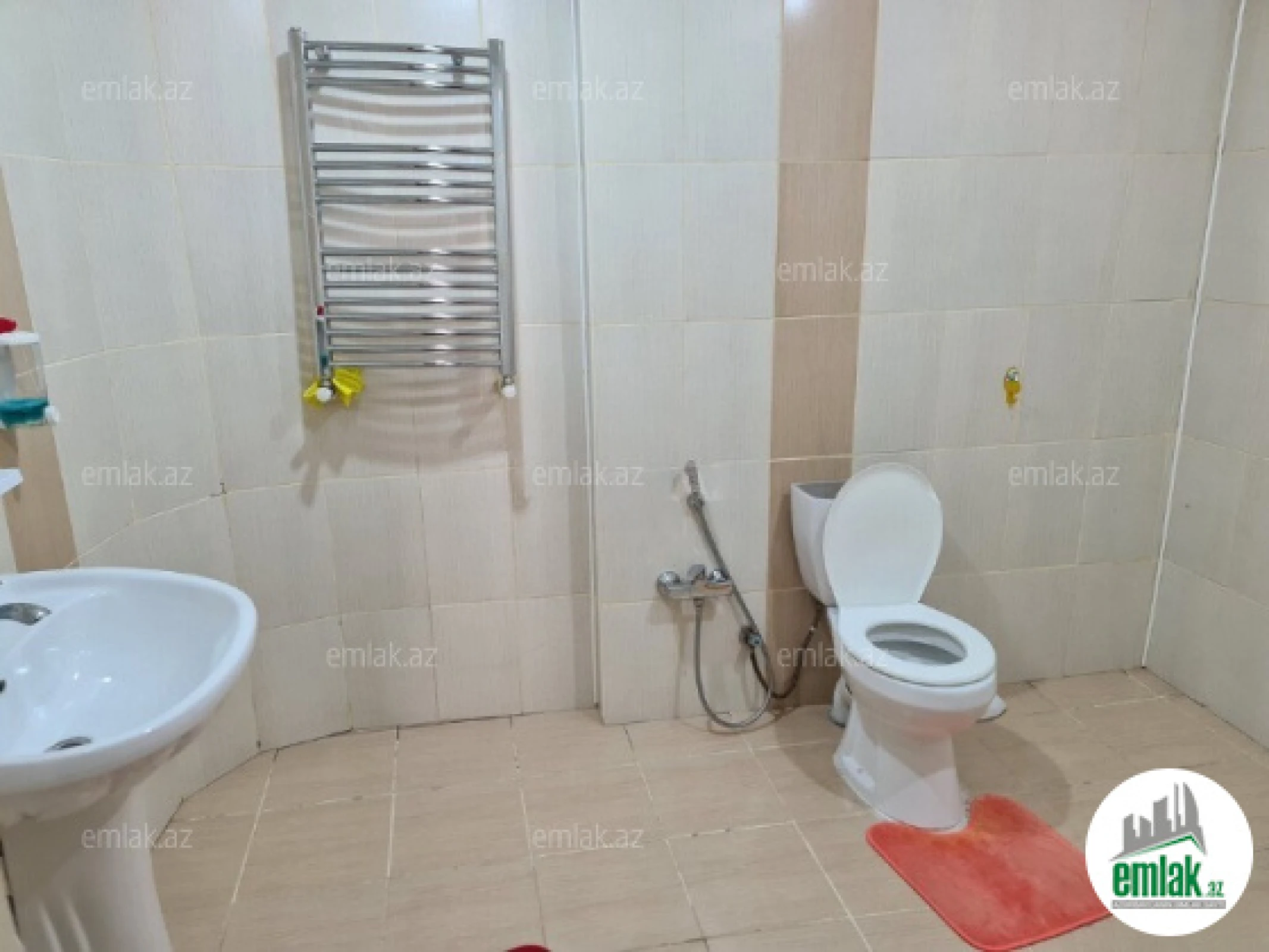 Satılır 3 otaqlı yeni tikili 155 m²