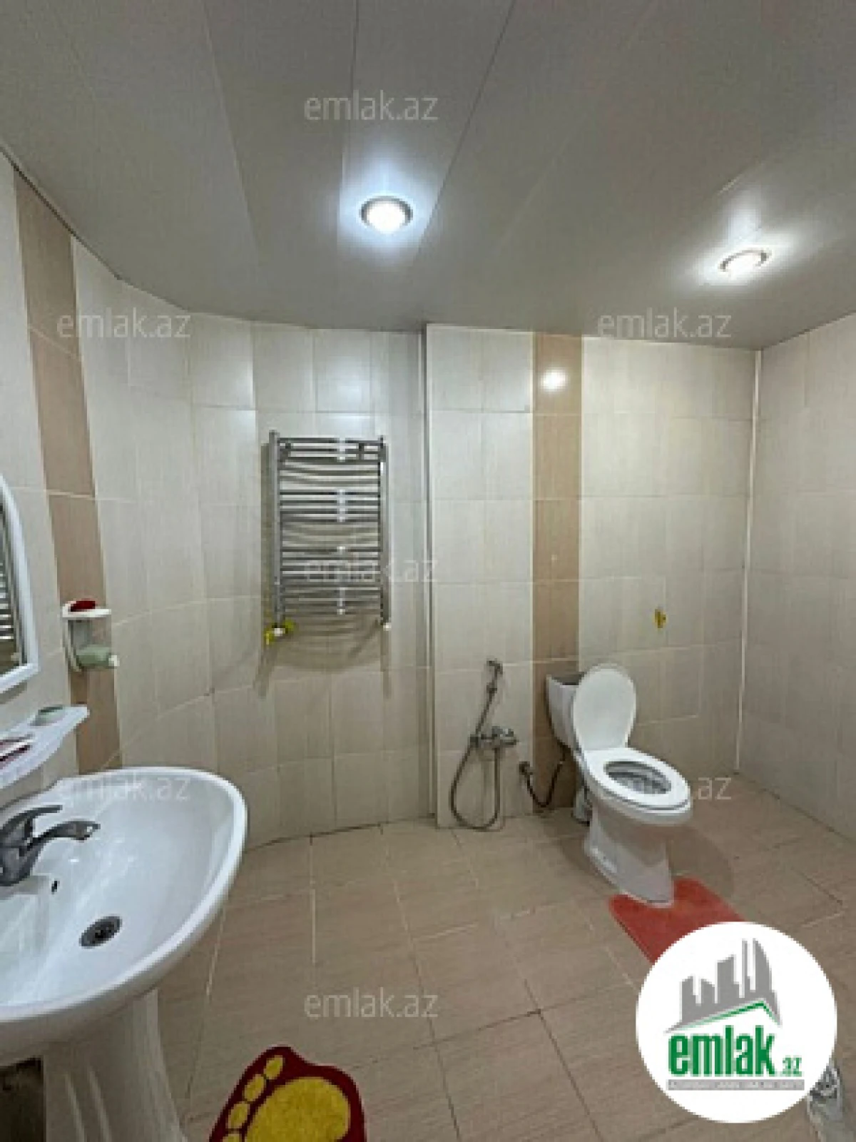 Satılır 3 otaqlı yeni tikili 155 m²